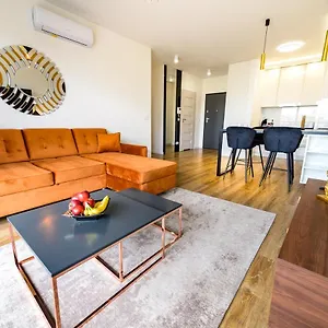 https://about-art-apartments-wroclaw.hotelswroclaw.com